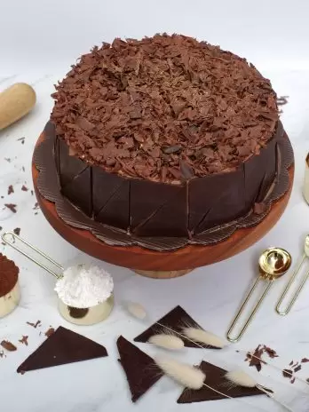DARK CHOCOLATE MUD CAKE